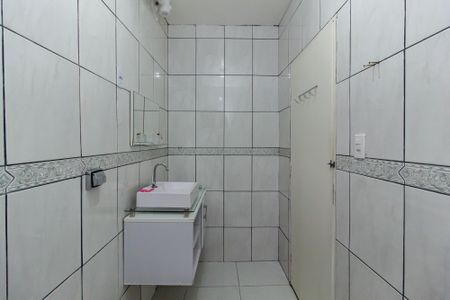 Banheiro de casa para alugar com 1 quarto, 96m² em Jardim Sao Pedro, São Paulo