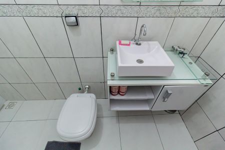 Casa para alugar com 96m², 1 quarto e sem vaga Casa para alugar com 96m², 1 quarto e sem vagaBanheiro