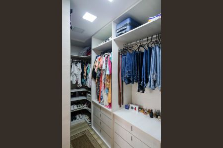 Apartamento à venda com 172m², 3 quartos e 4 vagasSuíte 1