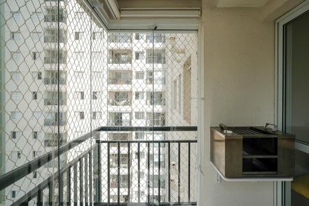 Apartamento à venda com 63m², 2 quartos e 2 vagasVaranda