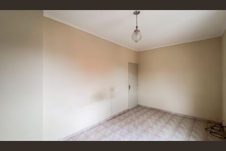 Casa à venda com 240m², 4 quartos e 2 vagas Casa à venda com 240m², 4 quartos e 2 vagasQuarto 4