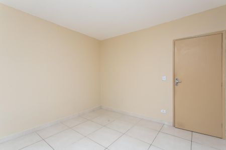 Quarto 1  de casa para alugar com 2 quartos, 73m² em Jardim das Camelias, São Paulo