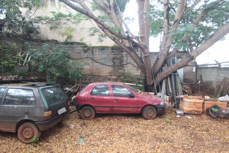 Casa à venda com 100m², 2 quartos e 3 vagasQuintal