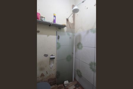 Casa à venda com 100m², 2 quartos e 3 vagasBanheiro 1