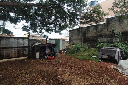 Casa à venda com 100m², 2 quartos e 3 vagasQuintal