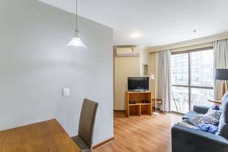 Sala de apartamento para alugar com 2 quartos, 52m² em Vila Olímpia, São Paulo