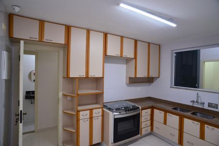 Apartamento à venda com 175m², 4 quartos e 3 vagasCozinha