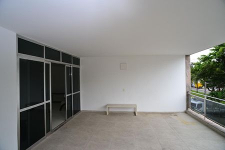 Varanda de apartamento à venda com 4 quartos, 175m² em Barra da Tijuca, Rio de Janeiro