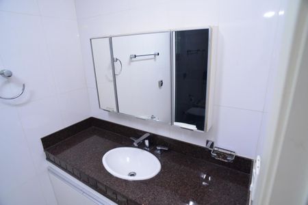 Apartamento à venda com 175m², 4 quartos e 3 vagasBanheiro Suíte 2