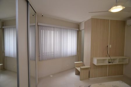 Apartamento à venda com 175m², 4 quartos e 3 vagasSuíte 2