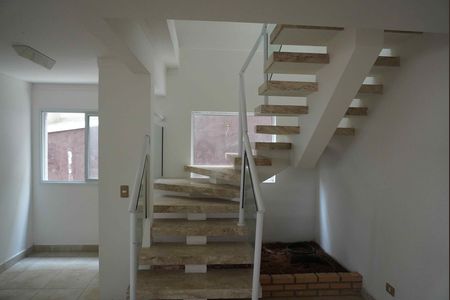 Casa de condomínio para alugar com 248m², 2 quartos e 4 vagas Casa de condomínio para alugar com 248m², 2 quartos e 4 vagasSala de Estar e Jantar