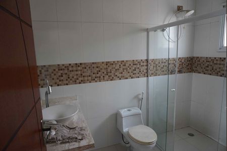 Casa de condomínio para alugar com 248m², 2 quartos e 4 vagas Casa de condomínio para alugar com 248m², 2 quartos e 4 vagasBanheiro - Suite
