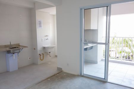 sala de apartamento para alugar com 2 quartos, 50m² em Vila Osasco, Osasco