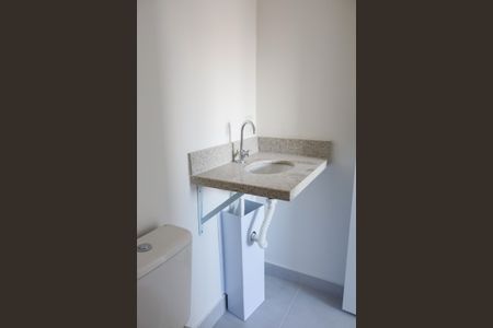 Apartamento à venda com 50m², 2 quartos e sem vaga Apartamento à venda com 50m², 2 quartos e sem vagaBanheiro