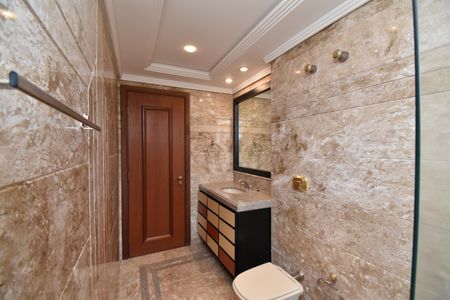 Apartamento para alugar com 355m², 4 quartos e 4 vagasBanheiro da Suíte 4