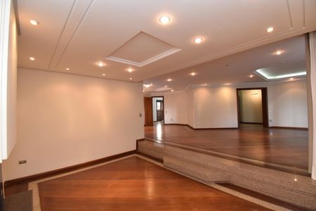 Apartamento para alugar com 355m², 4 quartos e 4 vagasSala