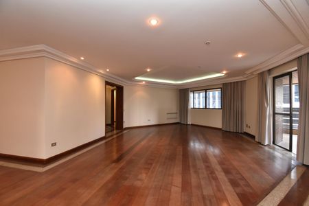 Apartamento para alugar com 355m², 4 quartos e 4 vagasSala