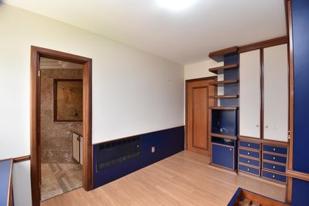 Apartamento para alugar com 355m², 4 quartos e 4 vagasSuíte 2