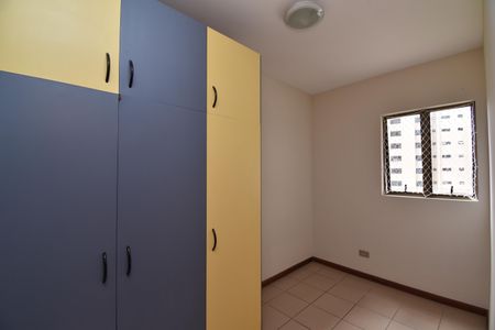 Apartamento para alugar com 355m², 4 quartos e 4 vagasQuarto Área de Serviço