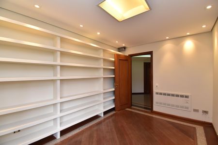 Apartamento para alugar com 355m², 4 quartos e 4 vagasEscritório