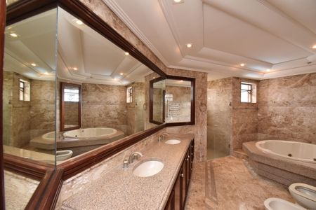 Apartamento para alugar com 355m², 4 quartos e 4 vagasBanheiro da Suíte Master