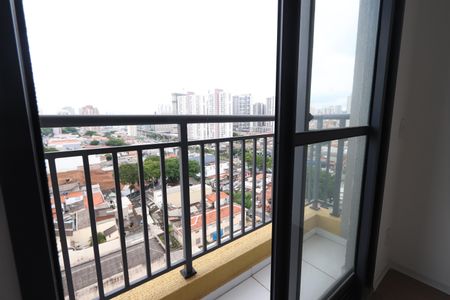 Apartamento para alugar com 36m², 2 quartos e 1 vagaSacada