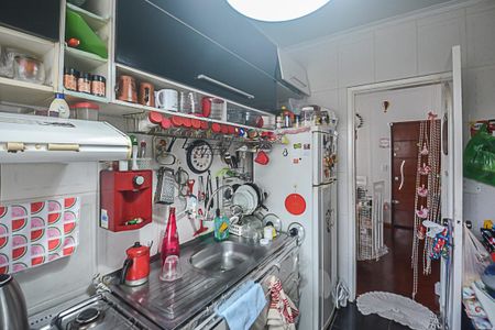 Apartamento à venda com 54m², 2 quartos e 1 vagaCozinha