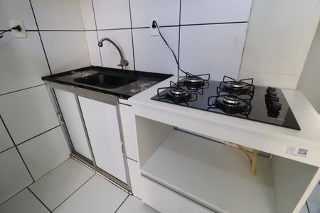 Sala/Cozinha de casa para alugar com 2 quartos, 42m² em Bom Jesus, Uberlândia