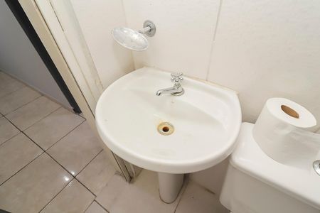 Casa para alugar com 85m², 2 quartos e sem vagaBanheiro