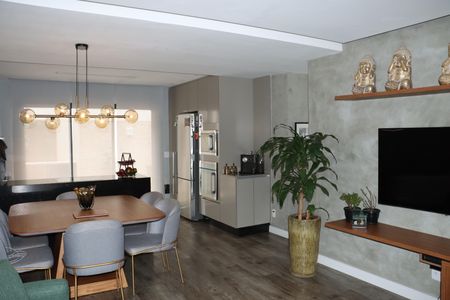 Casa de condomínio para alugar com 150m², 3 quartos e 2 vagasSala/Cozinha