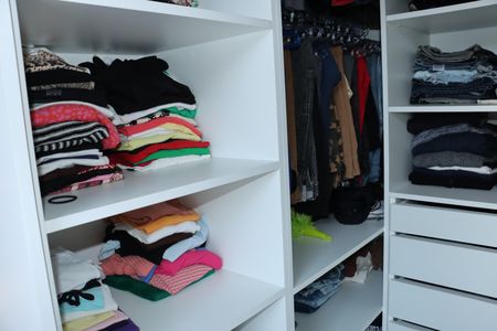 Casa de condomínio para alugar com 150m², 3 quartos e 2 vagasCloset Suíte 3