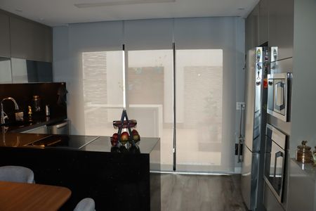 Casa de condomínio para alugar com 150m², 3 quartos e 2 vagasSala/Cozinha