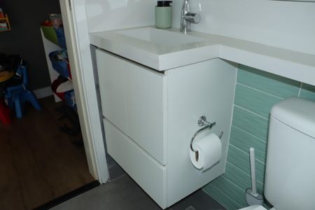 Casa de condomínio para alugar com 150m², 3 quartos e 2 vagasBanheiro Suíte 1