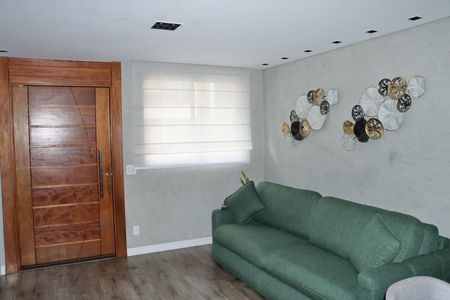 Casa de condomínio para alugar com 150m², 3 quartos e 2 vagasSala/Cozinha