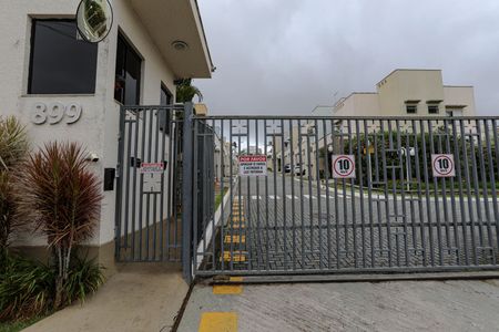 Casa de condomínio para alugar com 120m², 3 quartos e 2 vagasFachada