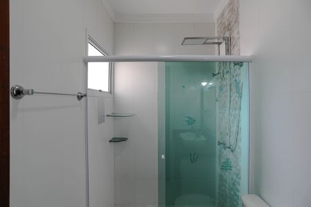 Casa de condomínio para alugar com 120m², 3 quartos e 2 vagasBanheiro