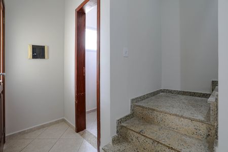 Casa de condomínio para alugar com 120m², 3 quartos e 2 vagasEntrada
