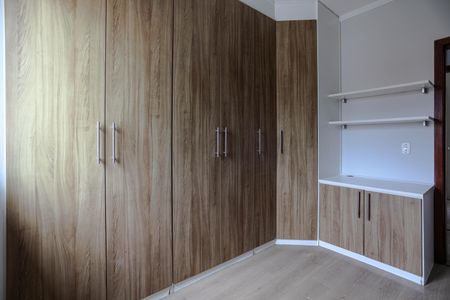 Casa de condomínio para alugar com 120m², 3 quartos e 2 vagasQuarto 2