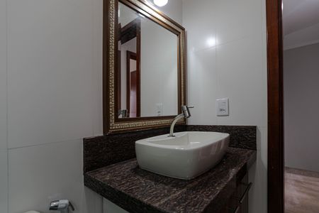 Casa de condomínio para alugar com 120m², 3 quartos e 2 vagasBanheiro