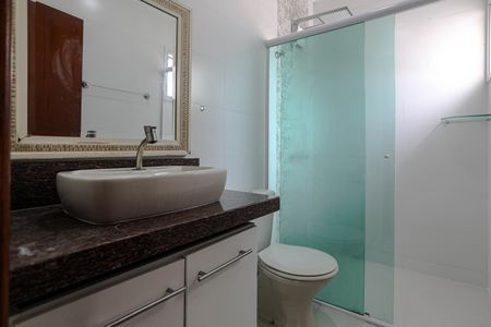 Casa de condomínio para alugar com 120m², 3 quartos e 2 vagasBanheiro - Quarto 3 - Suíte