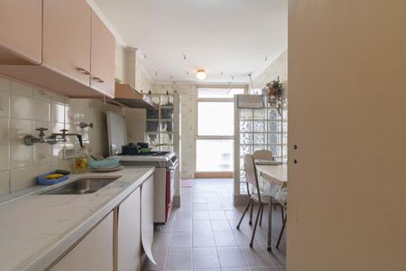 Apartamento para alugar com 83m², 2 quartos e 1 vagaCozinha