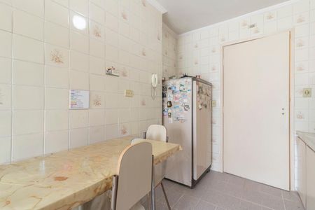 Apartamento para alugar com 83m², 2 quartos e 1 vagaCozinha