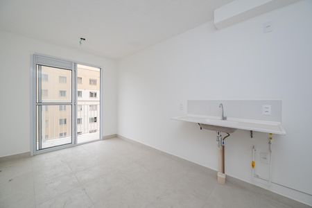 Studio de kitnet/studio para alugar com 1 quarto, 27m² em Jardim Itacolomi, São Paulo