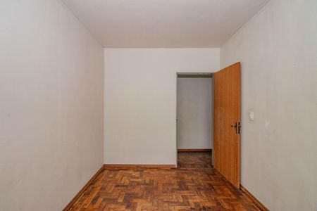 Quarto 1 de apartamento para alugar com 3 quartos, 70m² em Sarandi, Porto Alegre