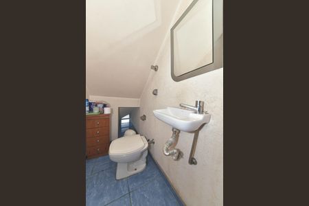 Casa à venda com 156m², 3 quartos e 2 vagasLavabo