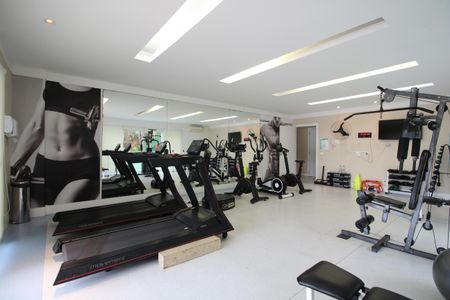 Casa de condomínio à venda com 120m², 4 quartos e 2 vagasAcademia