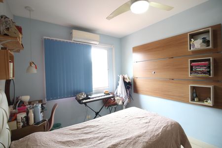 Casa de condomínio à venda com 120m², 4 quartos e 2 vagasQuarto 3