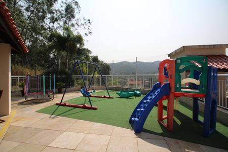 Casa de condomínio à venda com 120m², 4 quartos e 2 vagasPlayground