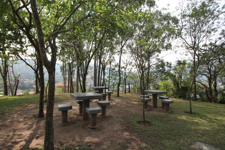 Casa de condomínio à venda com 120m², 4 quartos e 2 vagasÁrea Verde