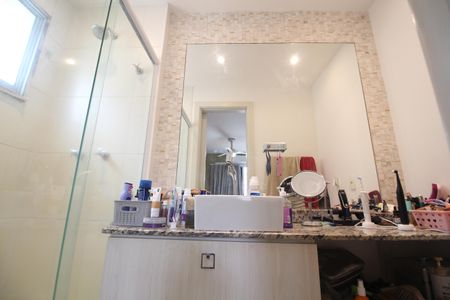 Casa de condomínio à venda com 120m², 4 quartos e 2 vagasQuarto 4 - Suíte